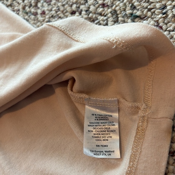 Cynthia Rowley Pale Peach Boat Neck 3/4 Length Sleeve Top. Small - Picture 9 of 10